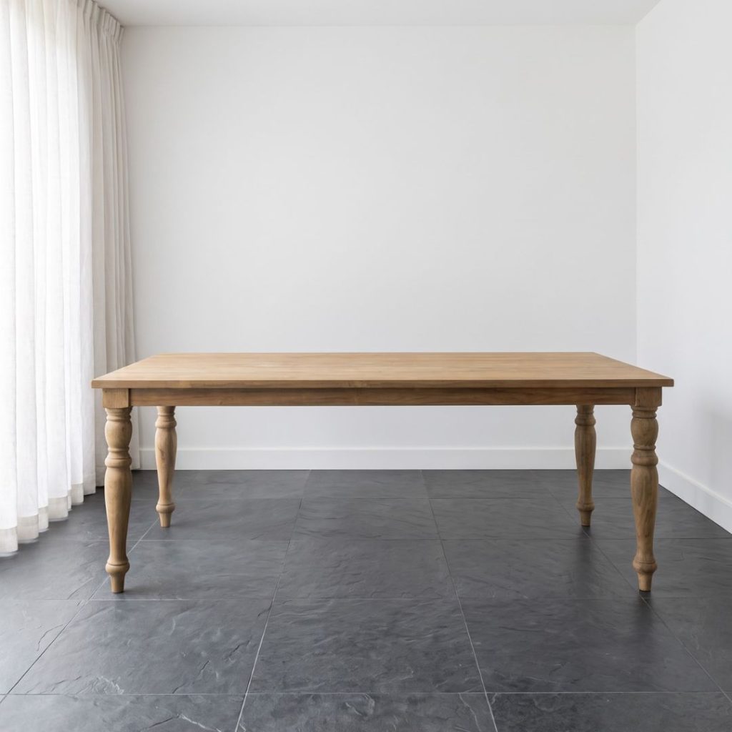 Eettafel Bologna van Tower Living nu verkrijgbaar bij HUUS, perfect voor ieder landelijk interieur.