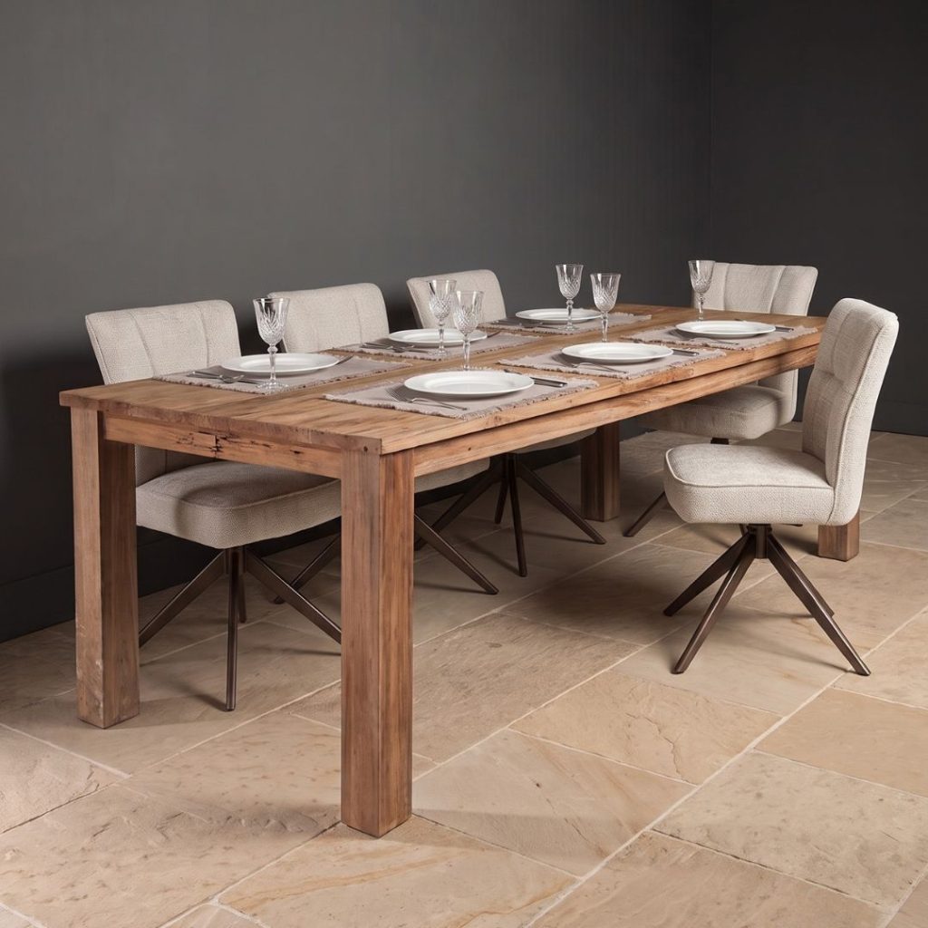 Ontdek eettafel Losari van Towerliving nu op HUUS.nl