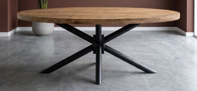 Ontdek alle eettafels met spinpoot nu op HUUS.nl